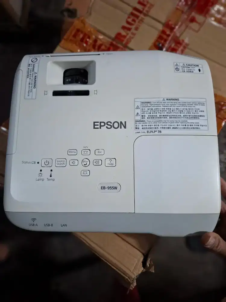 Proyektor EB-955W