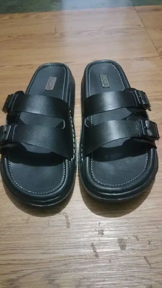 Sendal khas cibaduyut