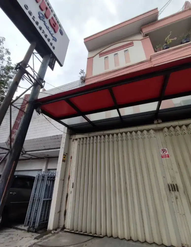 Dicari: OB serabutan.