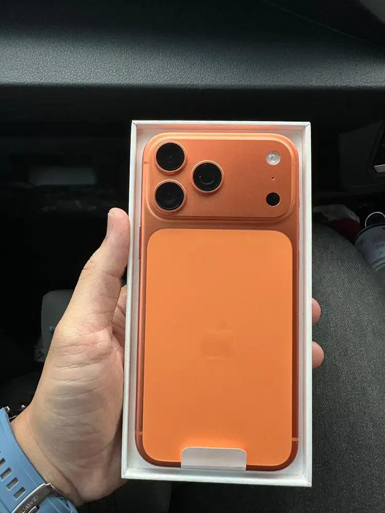 Iphone 17 Promax LIKENEW