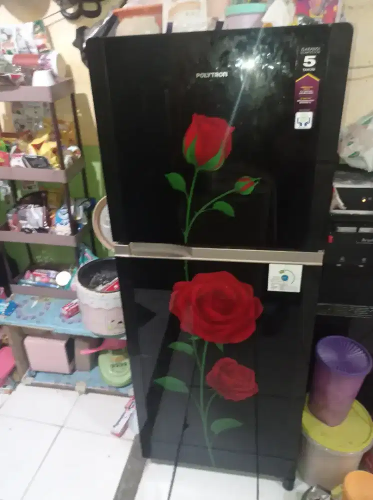 kulkas Polytron