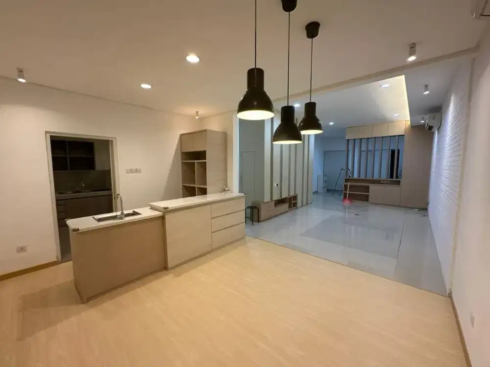 Disewakan Rumah Sudah Renovasi Cluster Pine Hill Golf Lake Cengkareng