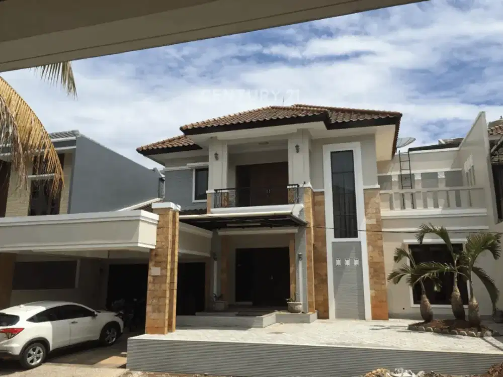 RUMAH 2 LANTAI DI PURI SRIWEDARI CIBUBUR