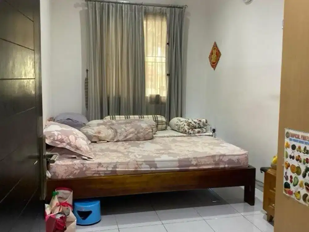 Jual Cepat Turun Harga Rumah 3 Lantai di Kelapa Molek Kelapa Gading