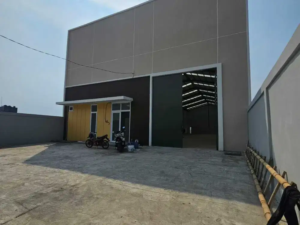 Disewakan Gudang Laksana Bisa Akses Kontainer 40 Feet Siap Pakai