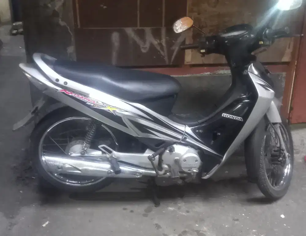 Dijual Honda Karisma, thn 2005
