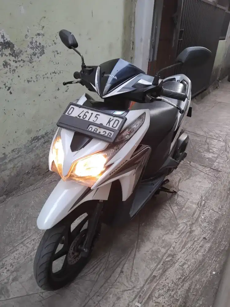 Honda vario 125 kzr tahun 2013