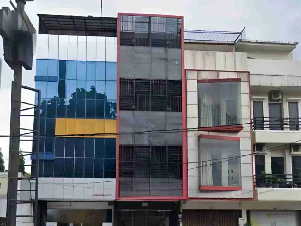 Disewakan / Dijual
Ruko Strategis Pinggir Jalan Joglo Raya Kembangan