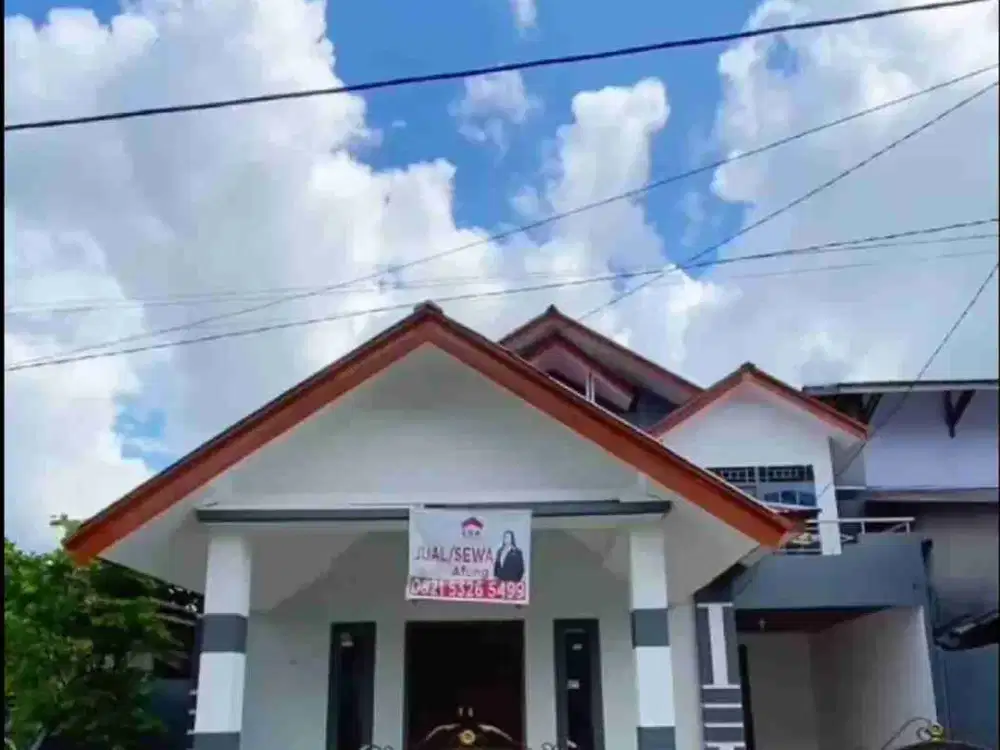 Rumah siap huni 2 lantai Kota Pontianak Serdam + baru direnovasi