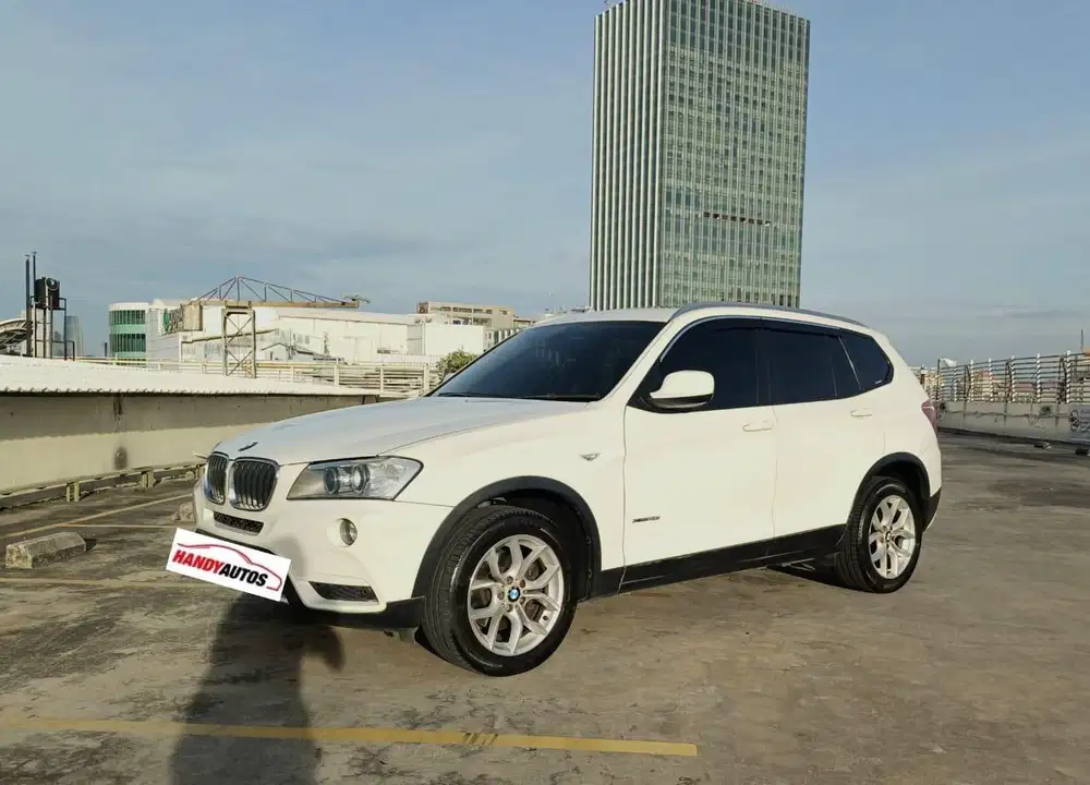 BMW X3 Xline Panoramik Bensin Tahun 2013 Automatic Putih metalik