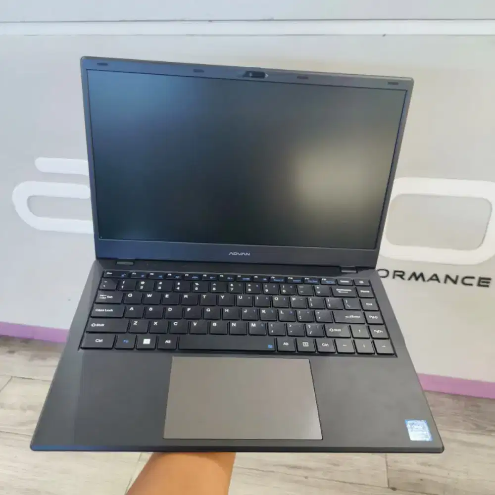 ADVAN MATE INTEL CELERON RAM 4GB 3 JUTAAN