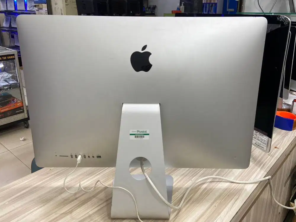 Apple IMAC 27 INCH 5K SLIM 2015 Core i5 RAM 32GB SSD 512GB NVDIA 2gbEC
