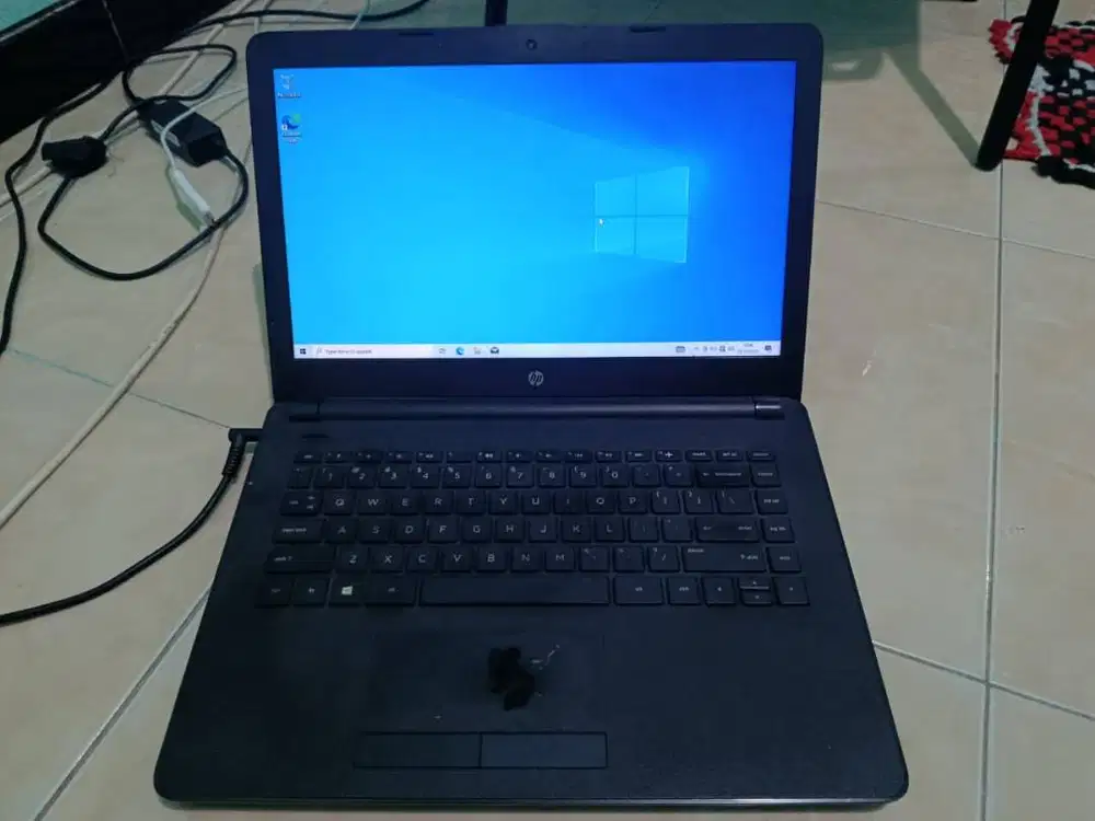 Laptop HP 14-bw0xx RAM 8GB SSD 240GB + HDD 1TB (Wajib Cas)