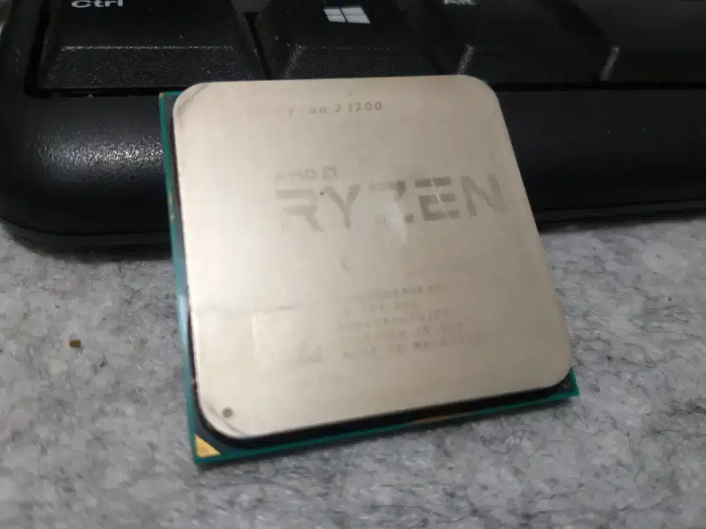 Prosesor Rayzen 3 1200