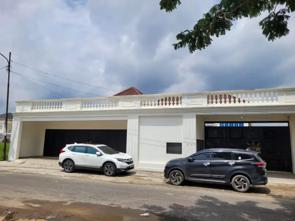 Dijual Kantor  dan Rumah Wuquf Tour dan Travel 4,5milyard