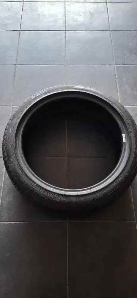 Ban RFT  pirelli cinturato R18  225/45/ R18