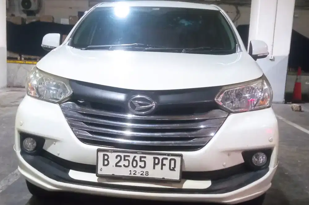 Daihatsu Xenia R Deluxe A/T DP 8 jt