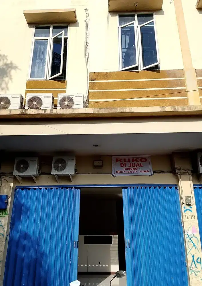 Dijual Ruko 2 1/2 Lantai
