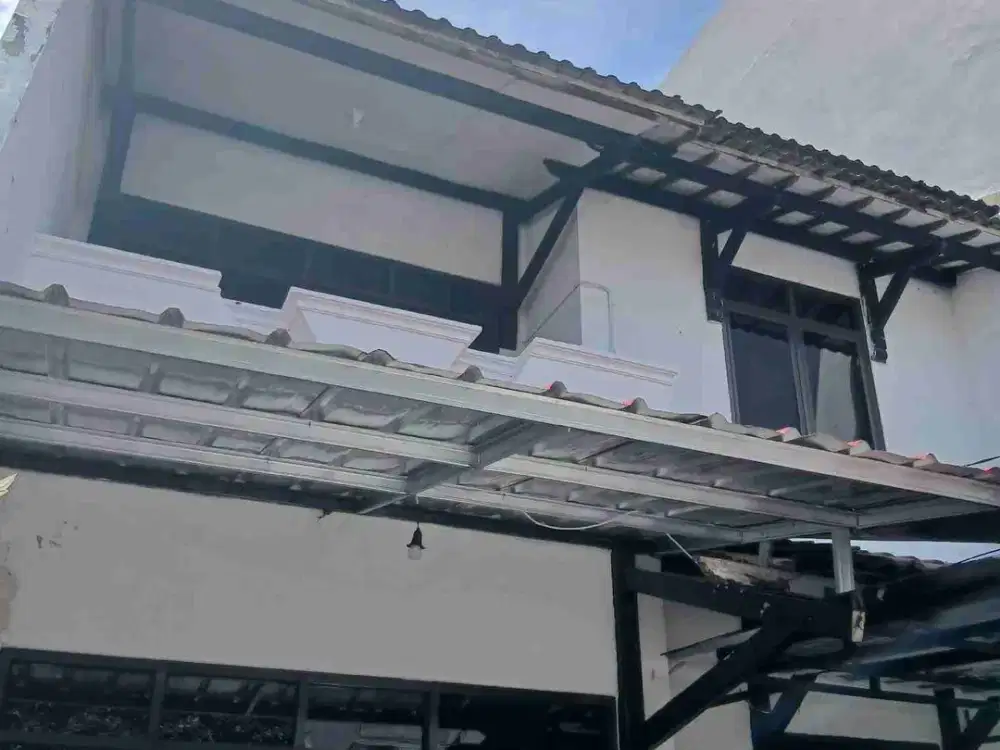 Disewa rumah Baru renovasi Ponfok kelapa Jakarta timur