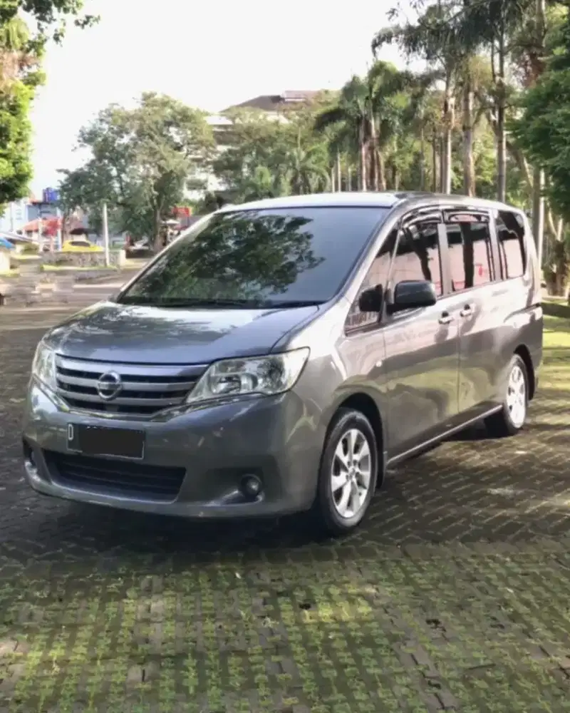 Low Km 72 rb Nissan Serena C26 Type X 2013