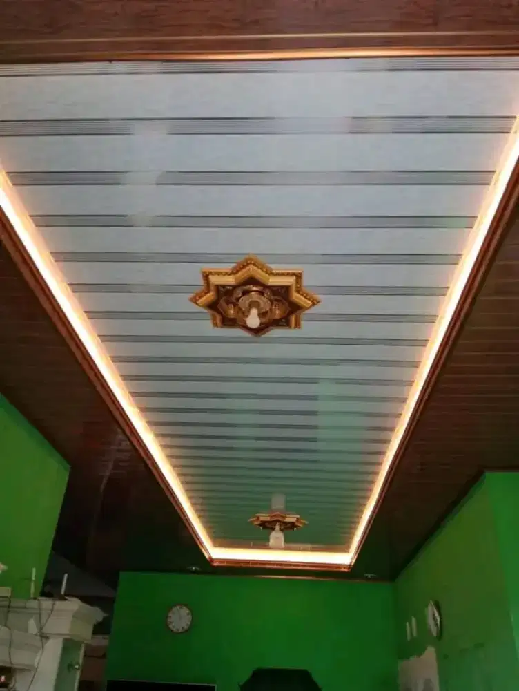 Plafon PVC terpasang dan renovasi rumah