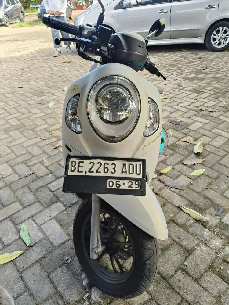 Scoopy Prestige 2024