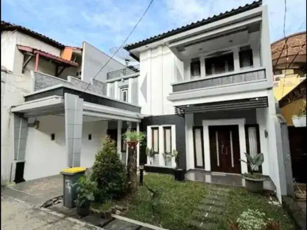 Dijual Cepat Rumah di Perum. Pemda. Dekat Tol Jatiasih. Bekasi.