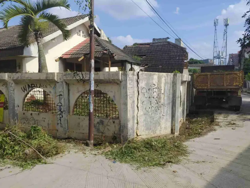 rumah Tua di bukit pamulang indah luas tanah 308m² harga 1,1 miliar
