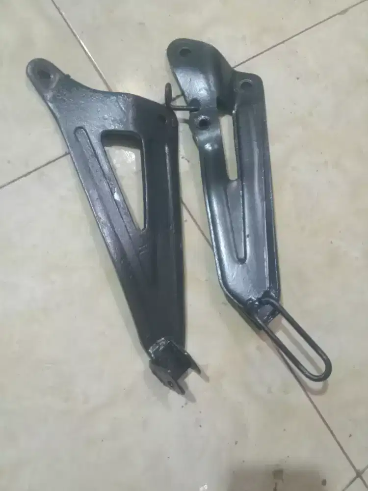 dudukan sikil grend ori copotan.