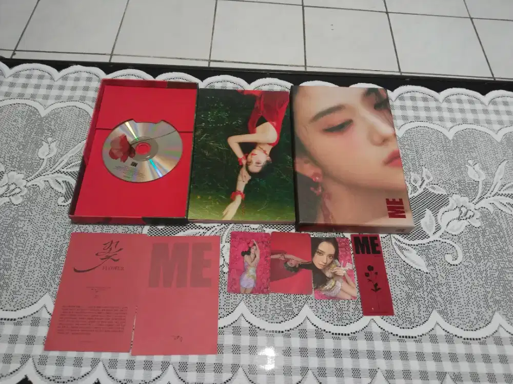 Album Jissoo Blackpink Solo flower