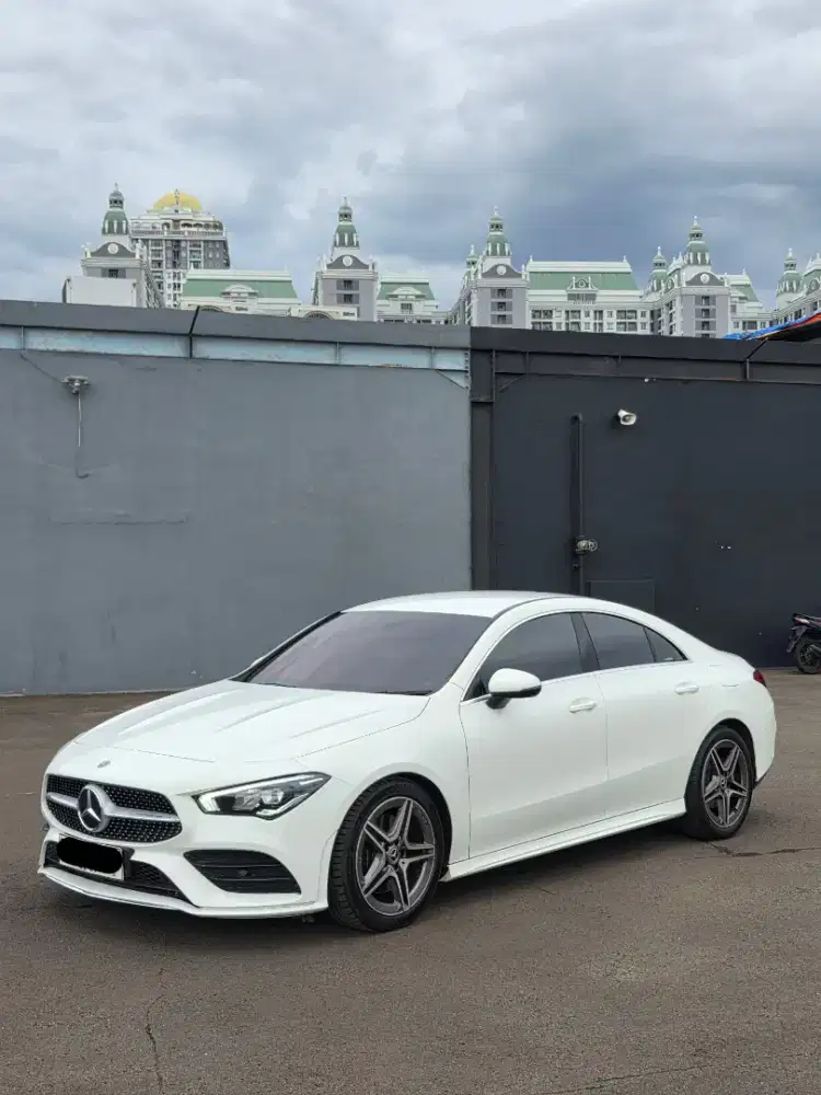 Mercedes Benz CLA200 AMG Line 2020 / Low Kilometer / Mint Condition