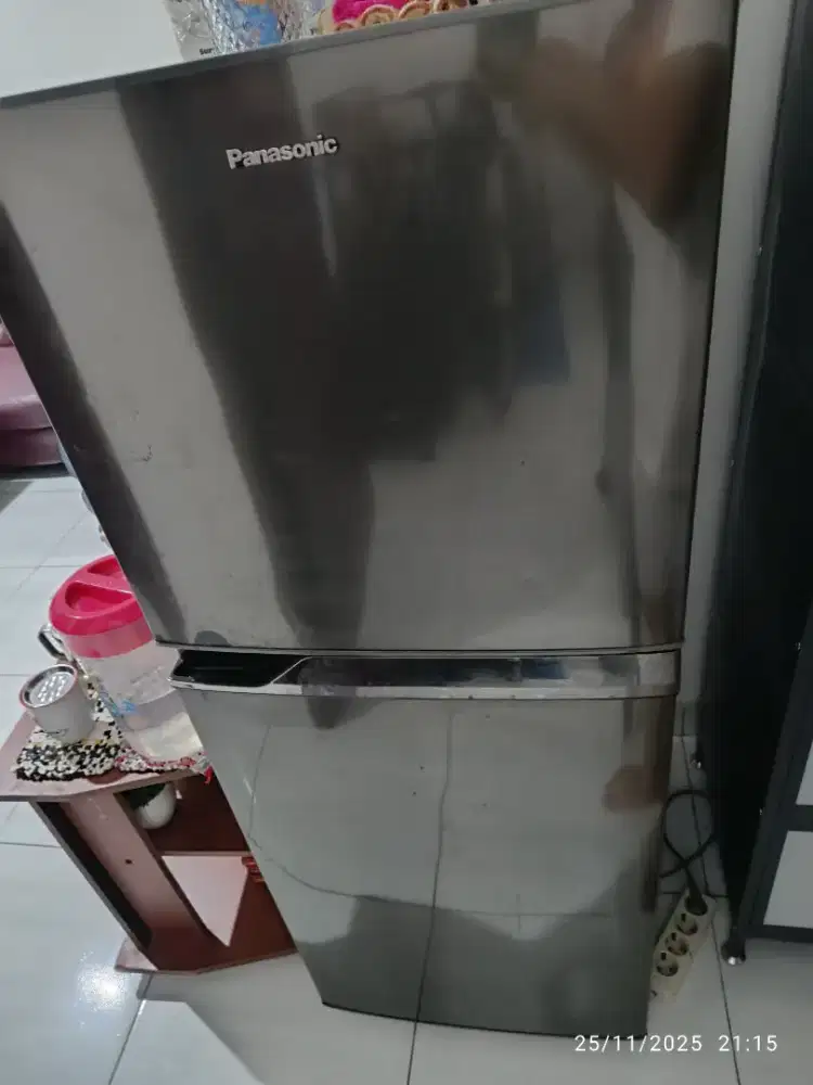 Kulkas PANASONIC
