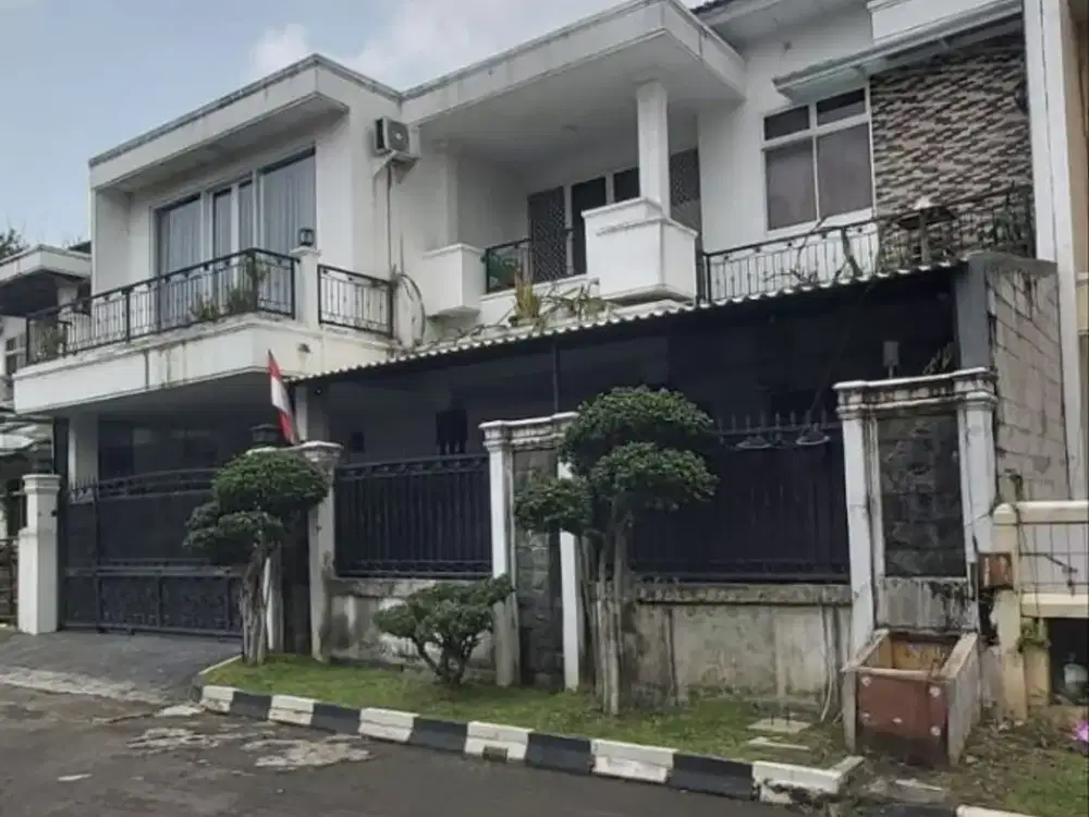 Di Jual Rumah  Luas Besar Modernland Tangerang Di Raya Taman Golf