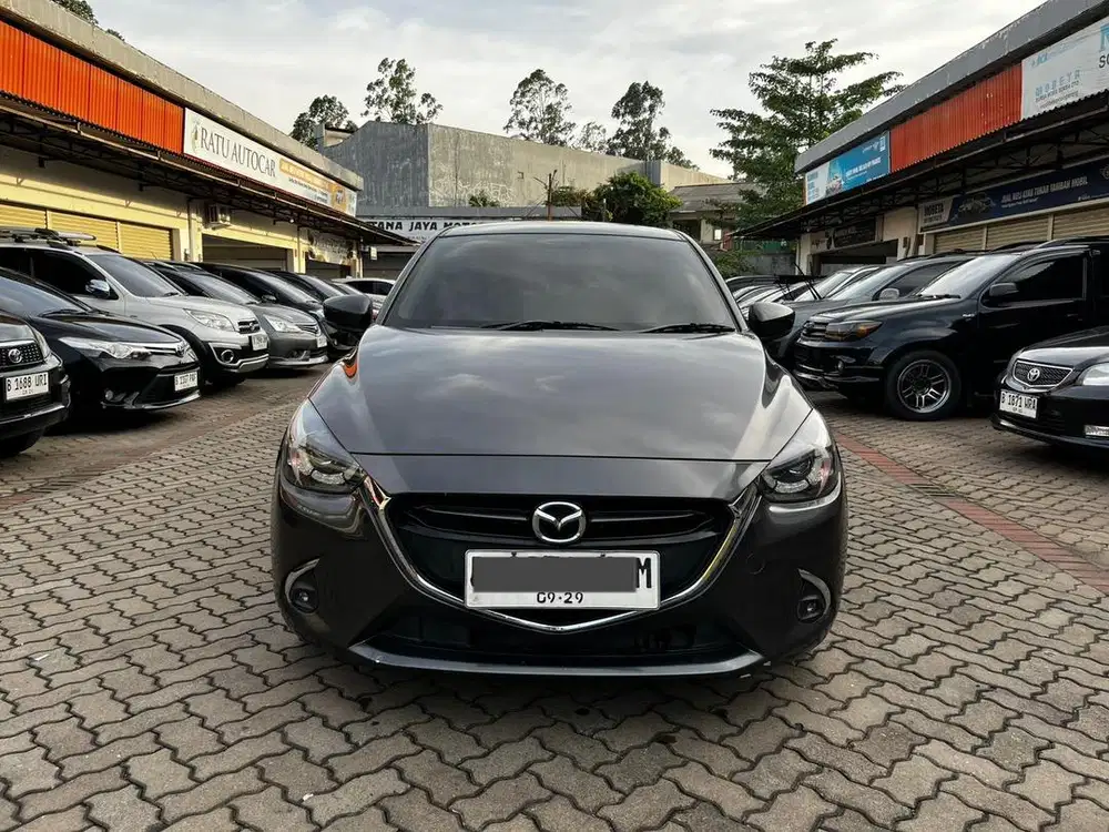 MAZDA R AT HB 2019 SKYACTIVE FACELIFT LOW KM 60RB MULUS LIKE NEW !!