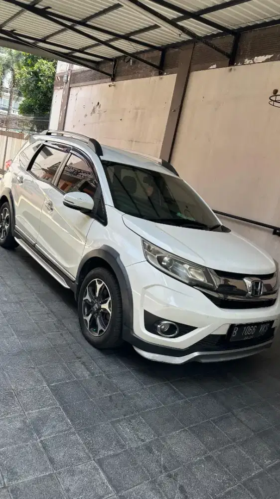 Honda BR-V Butuh uang