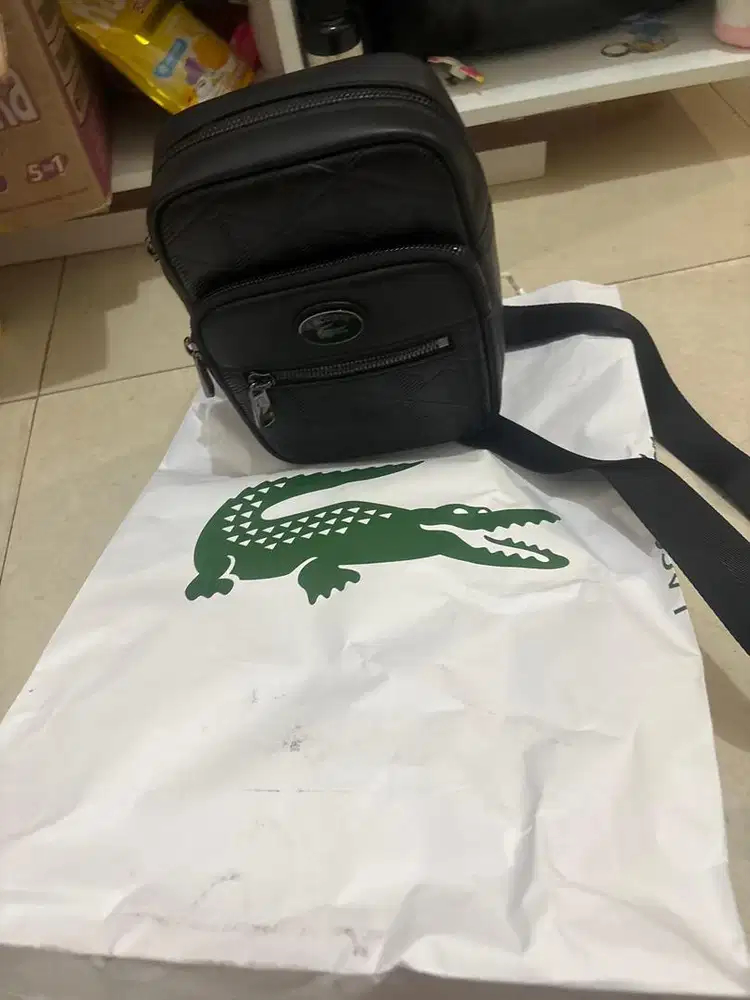Dijual Tas Lacoste S crossover bag