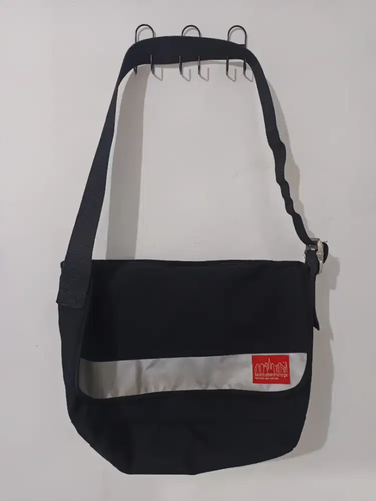 Selempang Manhatthan besar