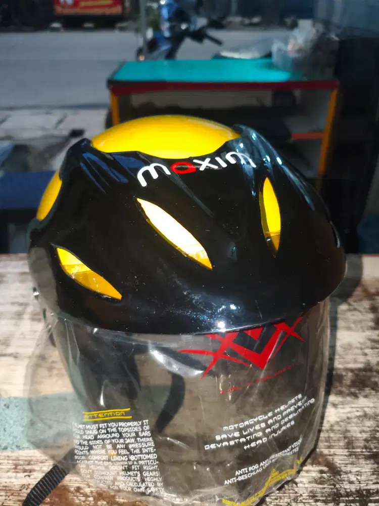 Helm maxim baru
