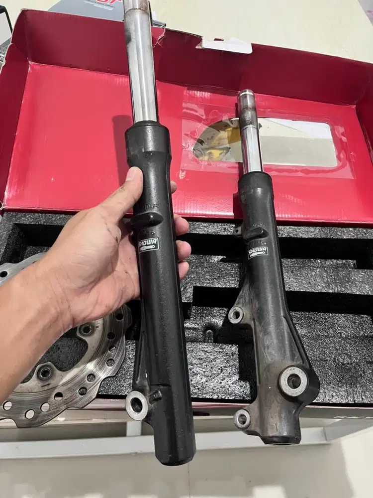 Shok vario 150 bawaan