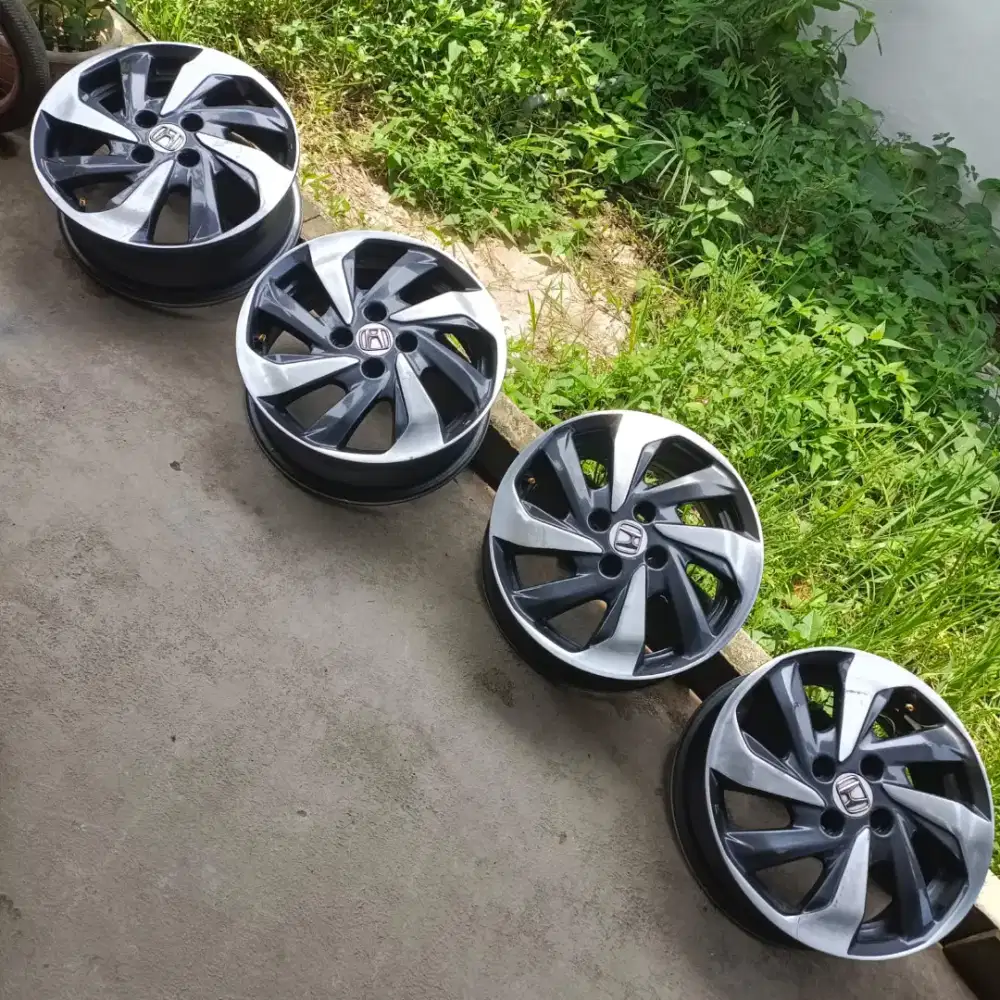Velg ori Mobilio RS r15