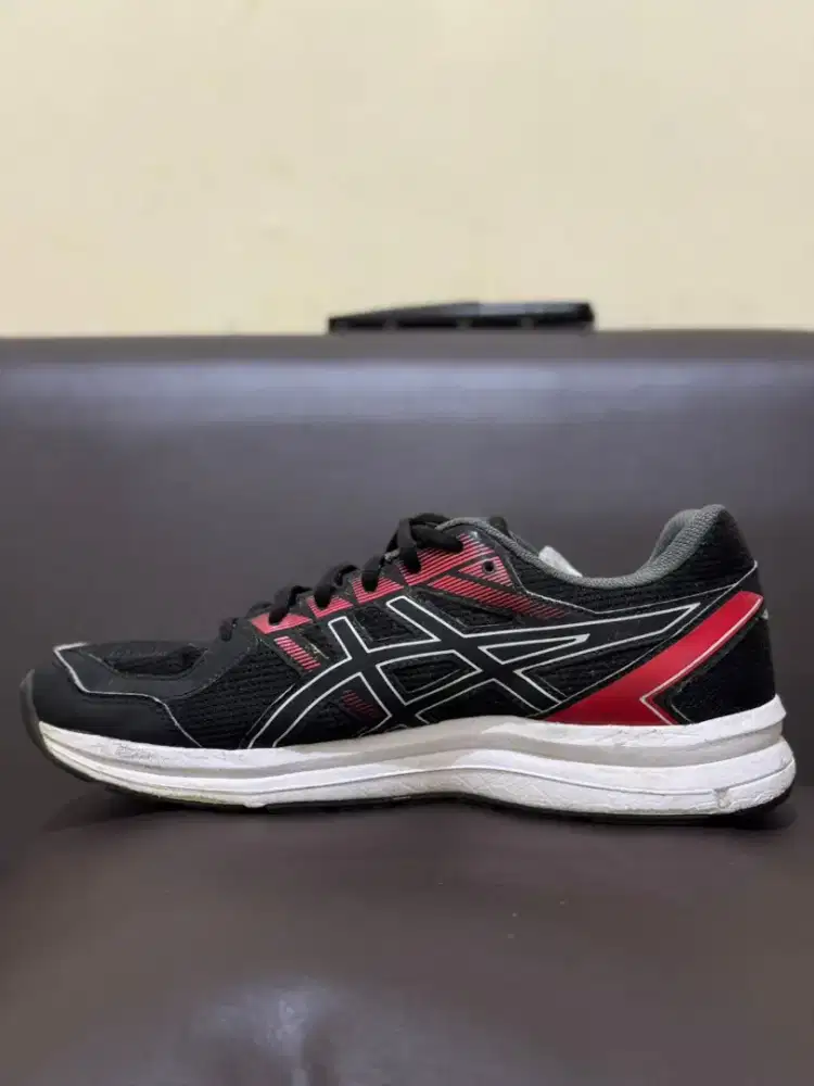 Asics original (45) utk olahraga/harian