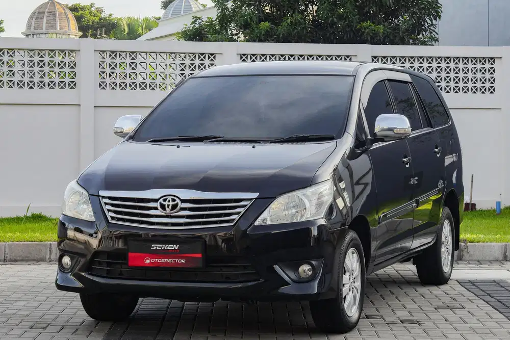 TOYOTA KIJANG INNOVA G 2.0 AT 2012 ISTIMEWA