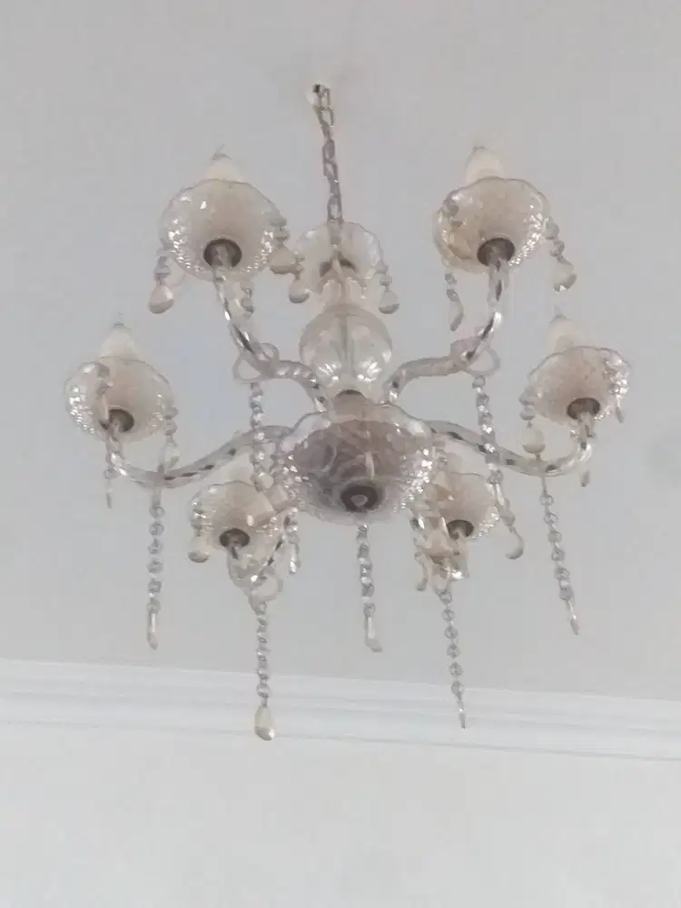 Lampu gantung kristal