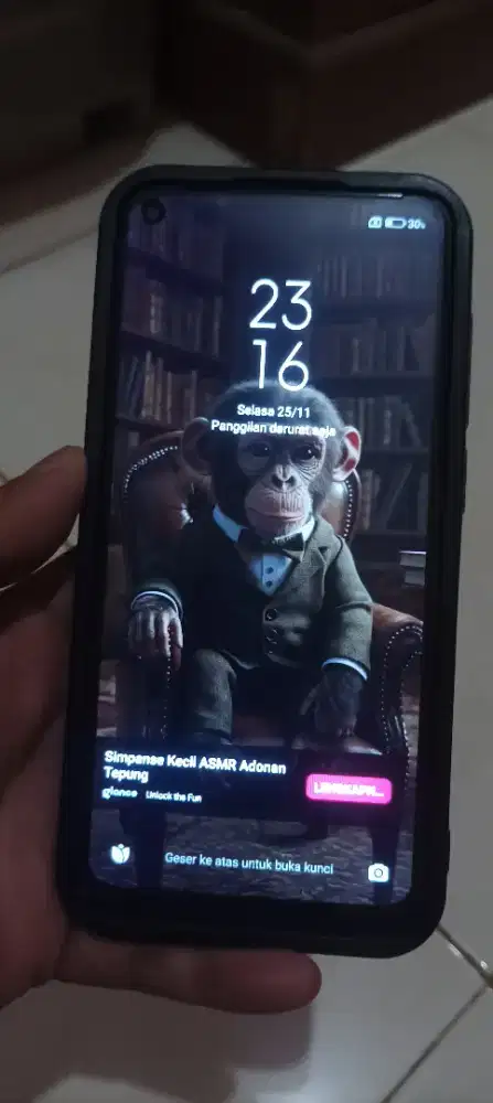 REDMI NOTE 9 RAM 6+6/128.. mulus kgk ada retak