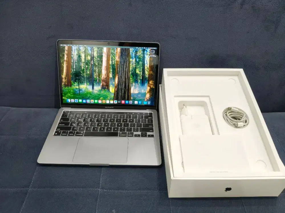 MacBook Pro 13 2020 MYD82 Apple M1 RAM 8GB SSD 256GB Fullset iBox