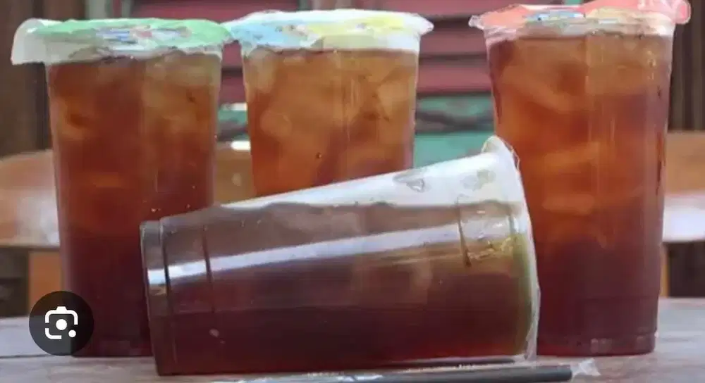 Penjaga Es Teh Tangerang dan Pegawai Warung Nasi