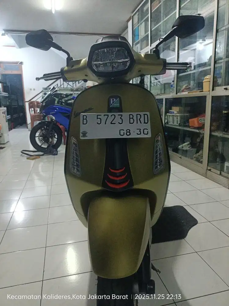 VESPA SPRINT NEW MODEL 2024