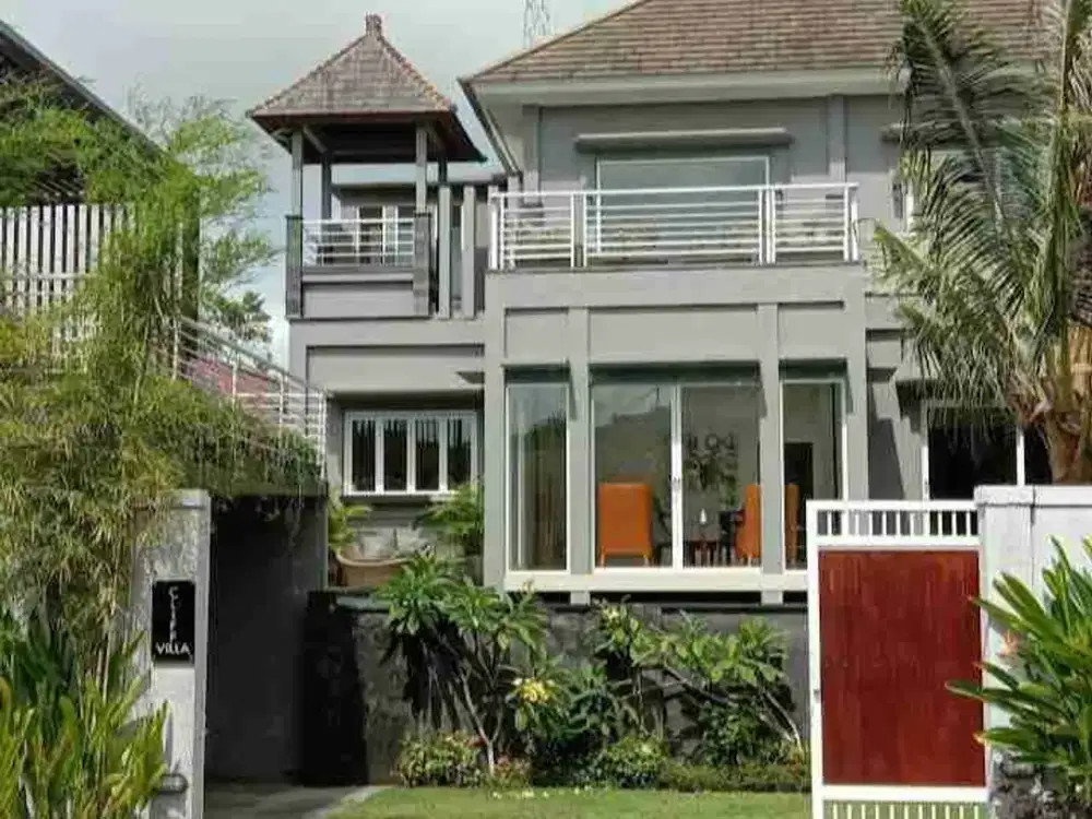 Vila Mewah Siap Huni Dekat Pantai Melasti Kuta Selatan Bali