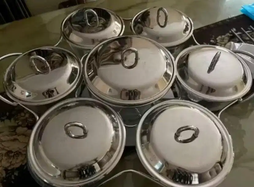 Delicia penghangat makanan