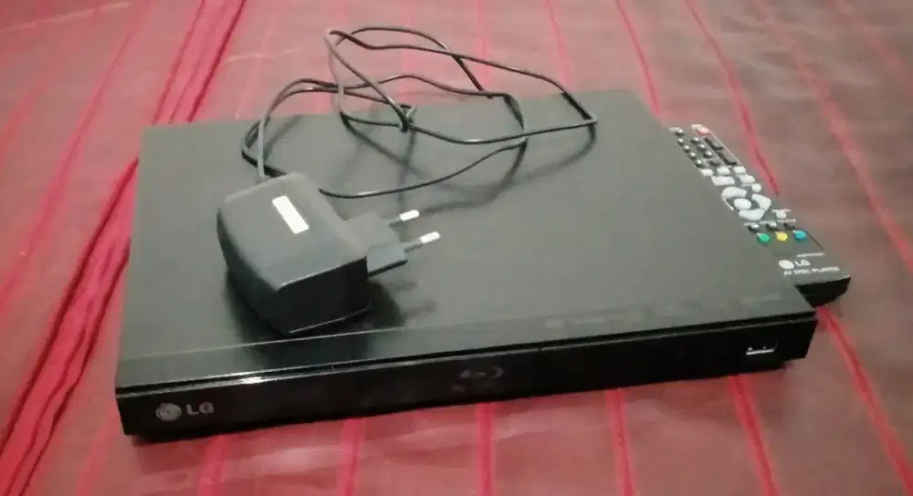 Blu-ray dvd player LG bp-125